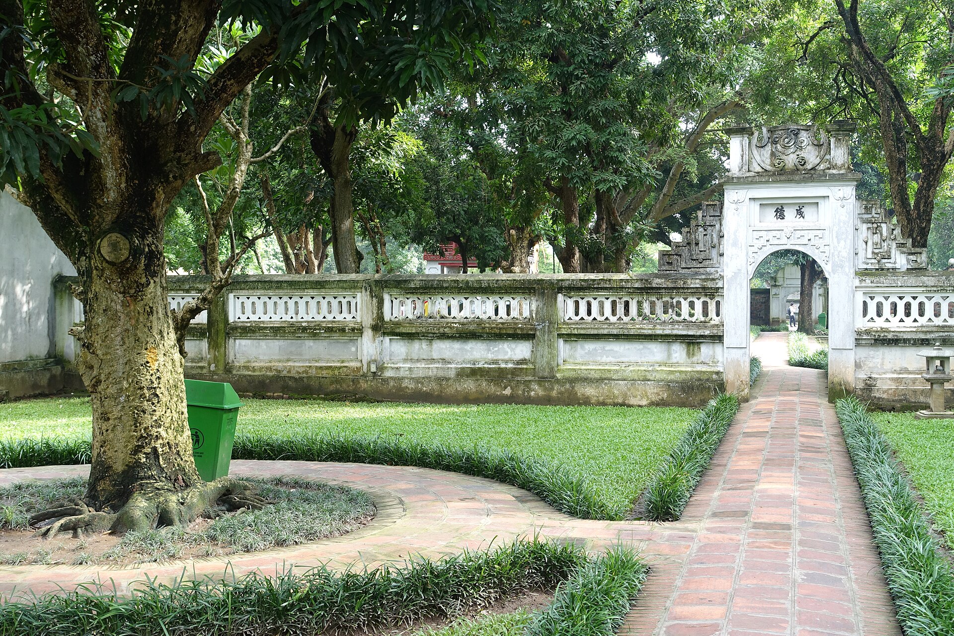 Kỷ niệm ngày hội chữ Xuân
